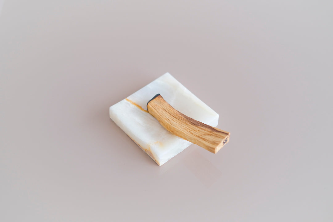 Handmade Patinated Cream Onyx Marble Dish - Bonheim