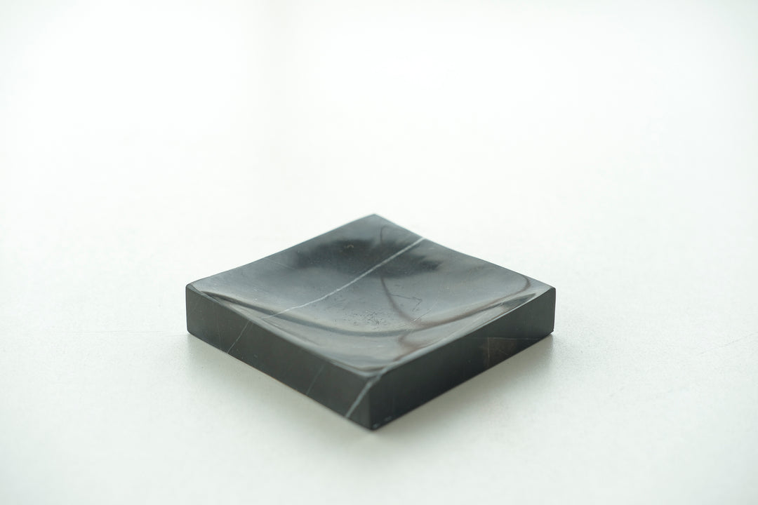 Handmade Polished Bruno Perla Black Marble Dish - Bonheim