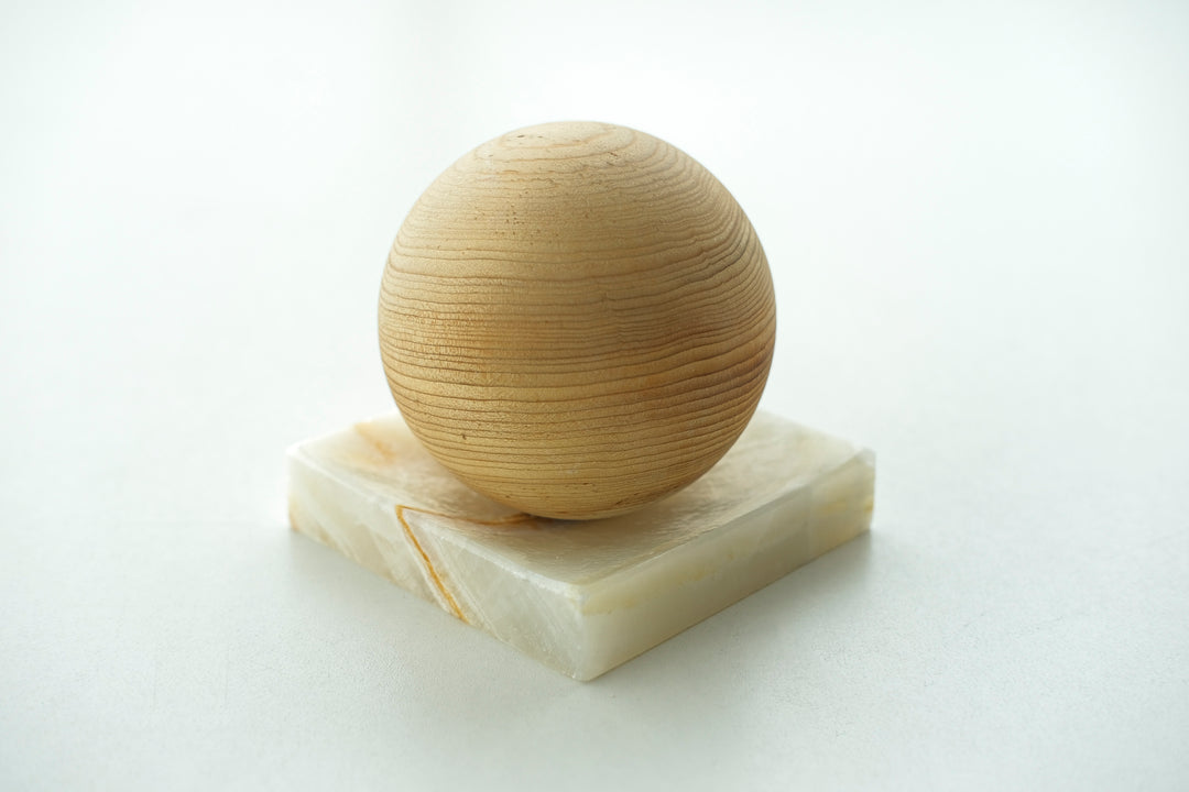 Cedar Wooden Ball and Cream Onyx Marble Dish - Bonheim