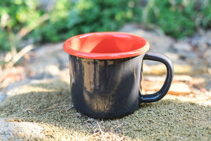 Anthracite With Salmon Red Rim Enamel Mug - Bonheim