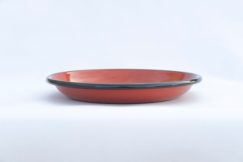 Salmon Red With Anthracite Rim Enamel Plate - Bonheim